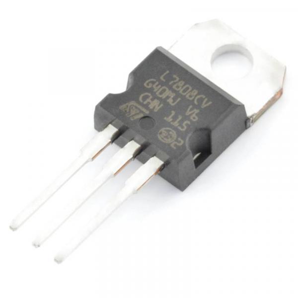 LM7808